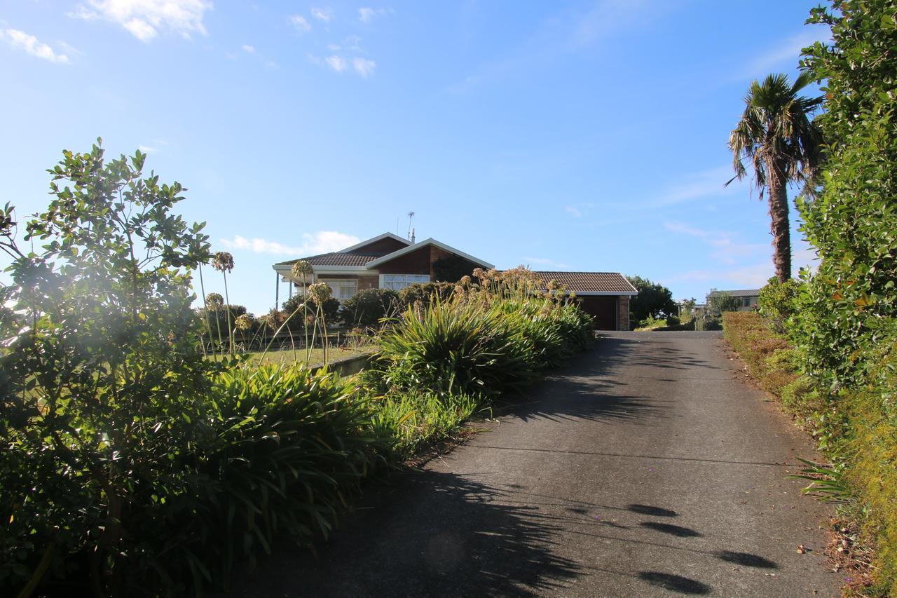 Country Views Villa Clevedon Exteriör bild